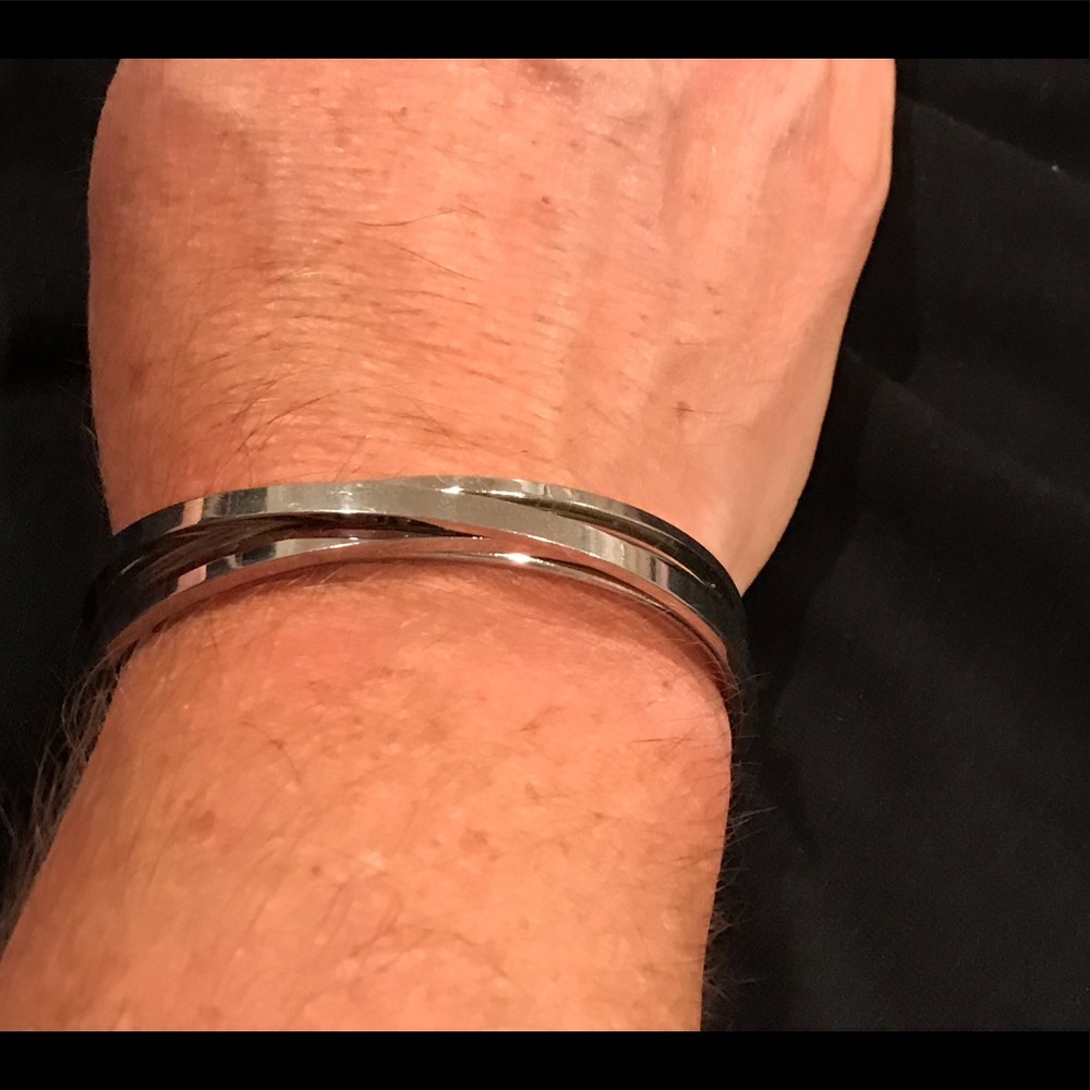 * must bundle to get $4 price* silver cuff bracelet